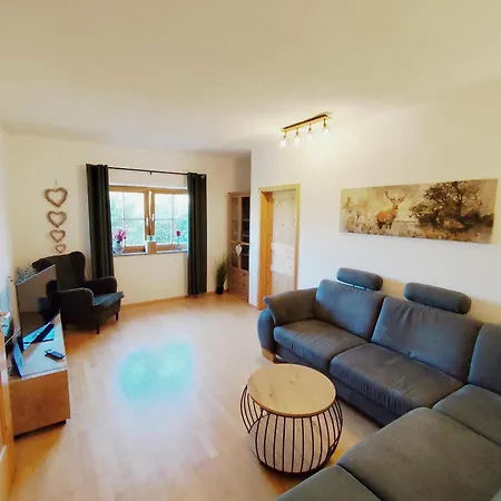 Zur Alten Schmiede Appartement